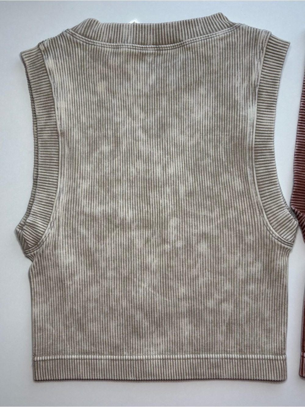 Zenana Set of 2 Stone Washed Ribbed Seamless Crop Tanks L/XL New - Picture 7 of 9